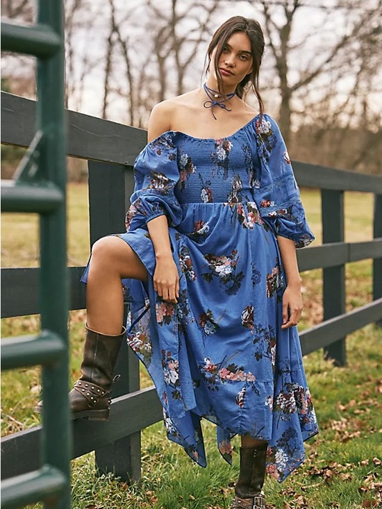 Free People Dresses & Skirts - Free People Blue Floral Maxi Dress